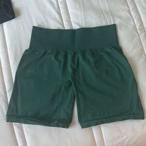NVGTN emerald green 2.0 seamless shorts